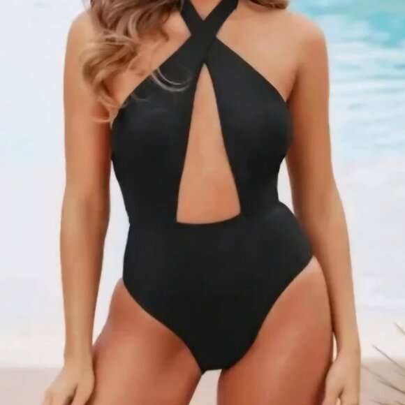 Cupshe Black Bikini Top & Plunging Ruched Swim Set – Size Large NWT - Picture 2 of 4